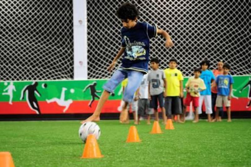 
INDOOR ÔFOOTBALL WORLDÕ SCORES WITH SUMMER IN ABU DHABI VISITORS
Abu Dhabi, UAE. Tuesday 12th July, 2011: Specialist coaching sessions, weekly tournaments, cooled indoor pitches and a dodgems-style version of the game where players don plastic bubble suits, are all making ÔFootball WorldÕ one of the most popular attractions at this yearÕs Summer in Abu Dhabi festival at Abu Dhabi National Exhibition Centre (ADNEC).
COURTESY ADTA
