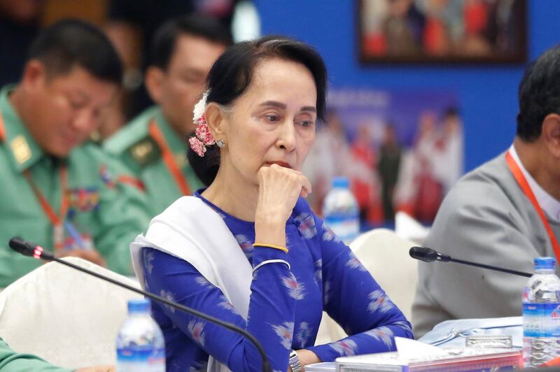 epa06353288 Myanmar's State Counselor Aung San Suu Kyi attends the Joint Implementation Coordination Meeting (JICM) in Naypyitaw, Myanmar, 27 November 2017.  EPA/HEIN HTET