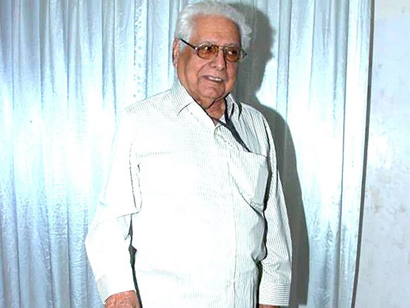 JUNE: Basu Chatterjee, January 10, 1927 – June 4, 2020
The Indian filmmaker and screenwriter passed away in Mumbai at the age of 93. Throughout the '70s and '80s he pioneered middle-of-the-road cinema, which dealt with light-hearted stories that focused on love, marriage and relationships, such as 'Ek Ruka Hua Faisla' and 'Kamla Ki Maut'. Throughout his career he was the recipient of numerous National Film Awards and Filmfare accolades, as well as being awarded the IIFA Lifetime Achievement Award in 2007. Courtesy Wikipedia