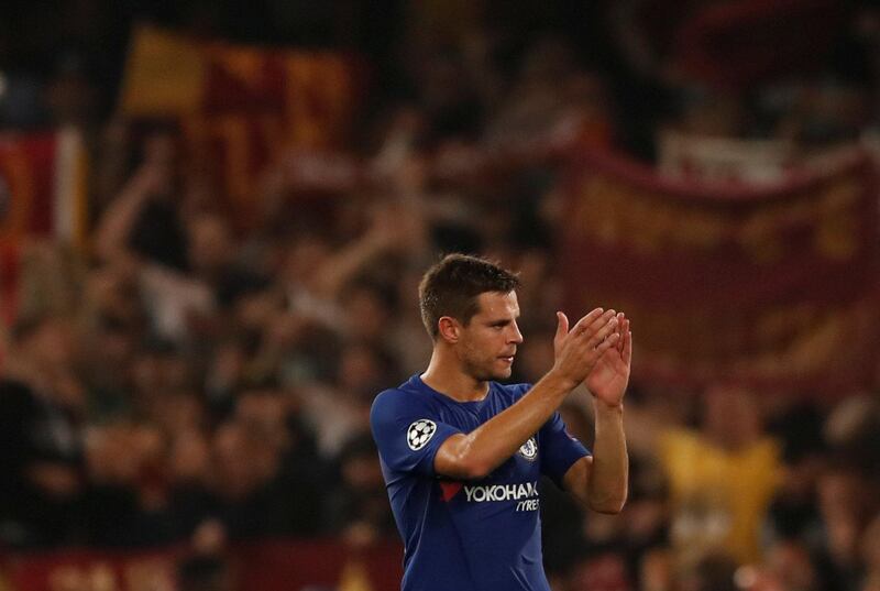Soccer Football - Champions League - Chelsea vs AS Roma - Stamford Bridge, London, Britain - October 18, 2017   Chelsea's Cesar Azpilicueta applauds fans after the match             Action Images via Reuters/Andrew Boyers