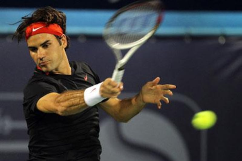 Roger Federer pushed away the challenge of Juan Martin Del Potro and will face Andy Murray in the final.