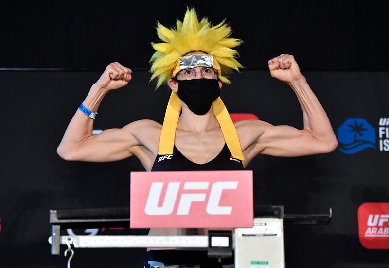 ABU DHABI, UNITED ARAB EMIRATES - JANUARY 19: Roxanne Modafferi poses on the scale during the UFC weigh-in at Etihad Arena on UFC Fight Island on January 19, 2021 in Abu Dhabi, United Arab Emirates. (Photo by Jeff Bottari/Zuffa LLC) *** Local Caption *** ABU DHABI, UNITED ARAB EMIRATES - JANUARY 19: Roxanne Modafferi poses on the scale during the UFC weigh-in at Etihad Arena on UFC Fight Island on January 19, 2021 in Abu Dhabi, United Arab Emirates. (Photo by Jeff Bottari/Zuffa LLC)