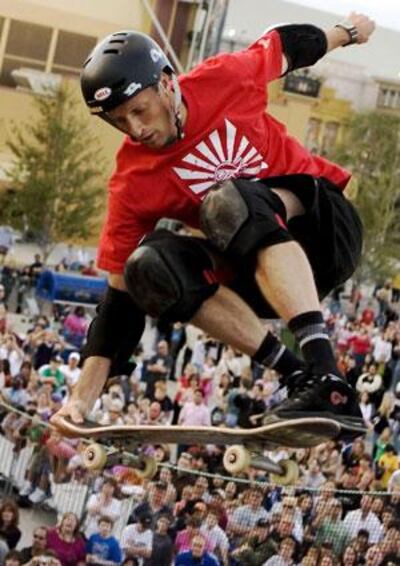 Tony Hawk is offering a skateboarding lesson to one lucky fan. 