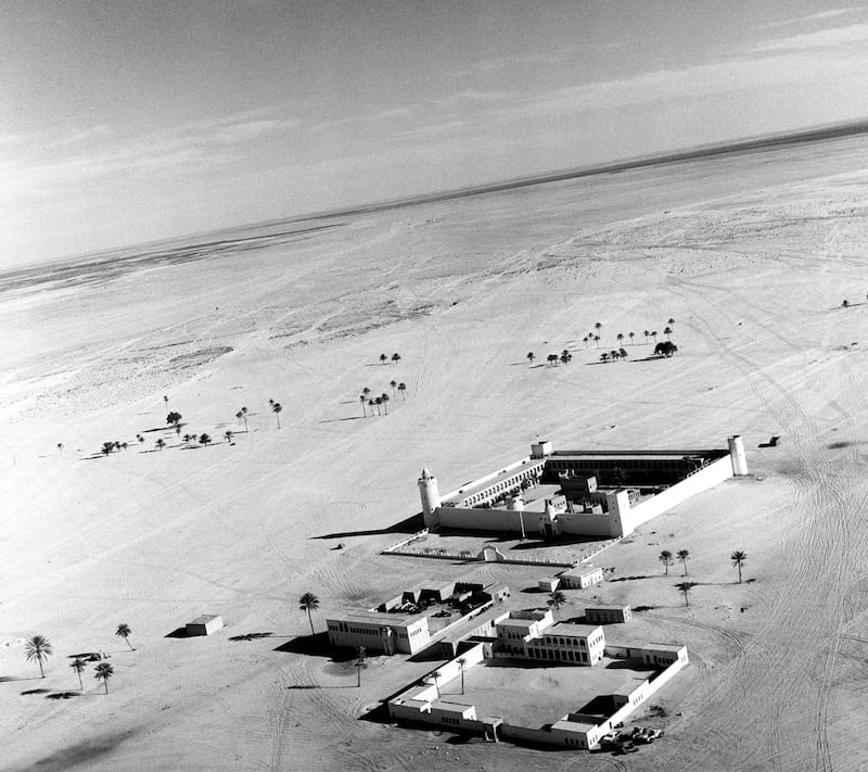 Historic photo of the Qasr Al Hosn  fort in Abu Dhabi, UAE
from the Ronald Codrai collection.

credit: Ronald Codrai Â© TCA Abu Dhabi