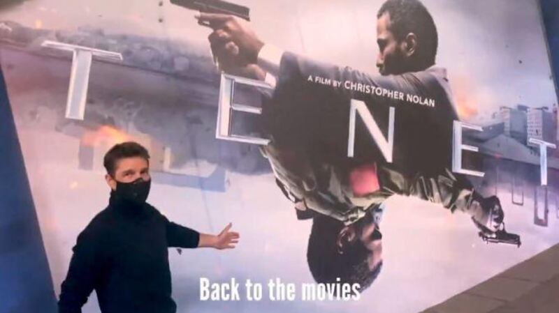 Tom Cruise made a surprise appearance at a 'Tenet' screening in London. Twitter / Tom Cruise 