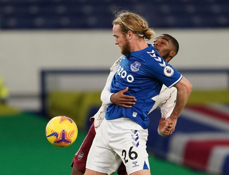 Tom Davies, 6 - Neat and tidy in his distribution but had no complaints when he missed out on a loose ball and brought down Maitland-Niles for an Arsenal penalty. AP