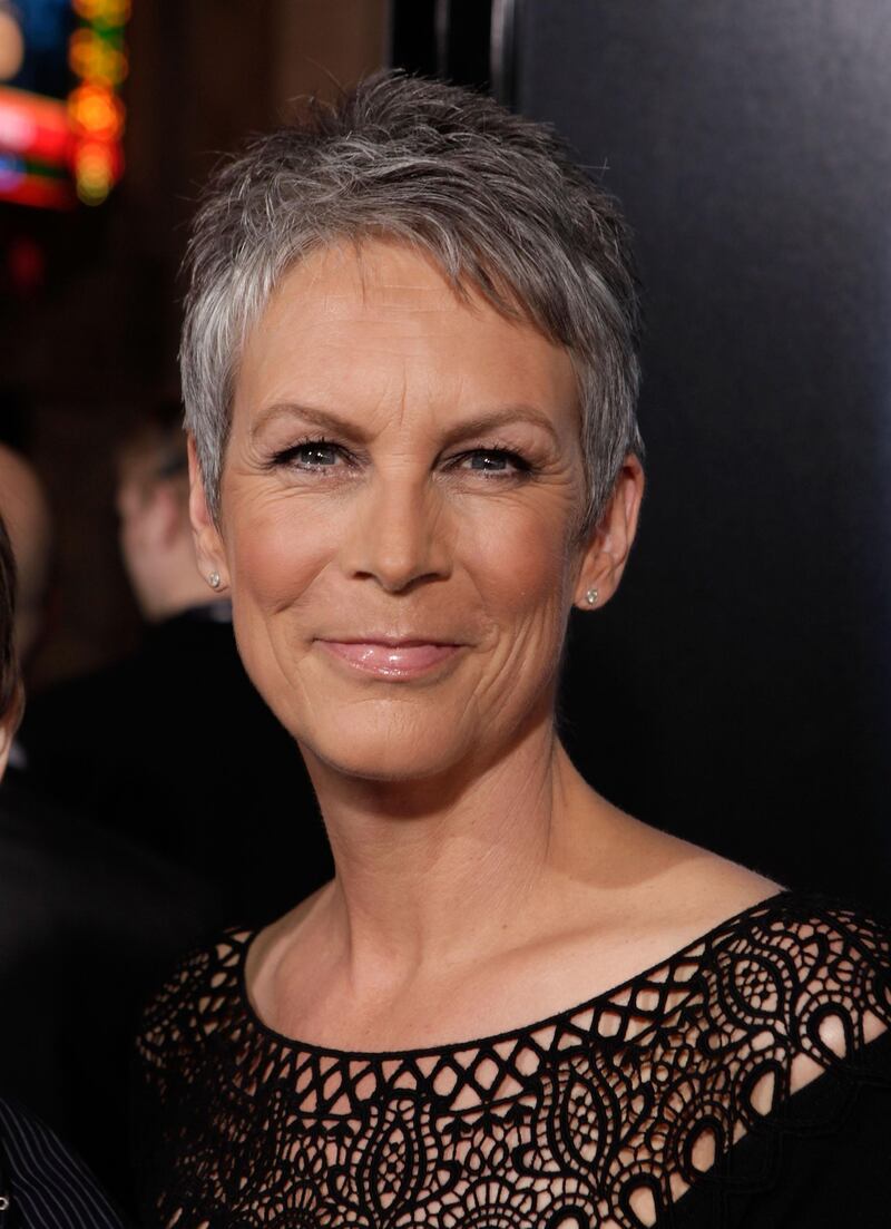 HOLLYWOOD - DECEMBER 16:  Actress Jamie Lee Curtis attends the "Avatar" Los Angeles premiere at Grauman's Chinese Theatre on December 16, 2009 in Hollywood, California.  (Photo by Jeff Vespa/WireImage) 