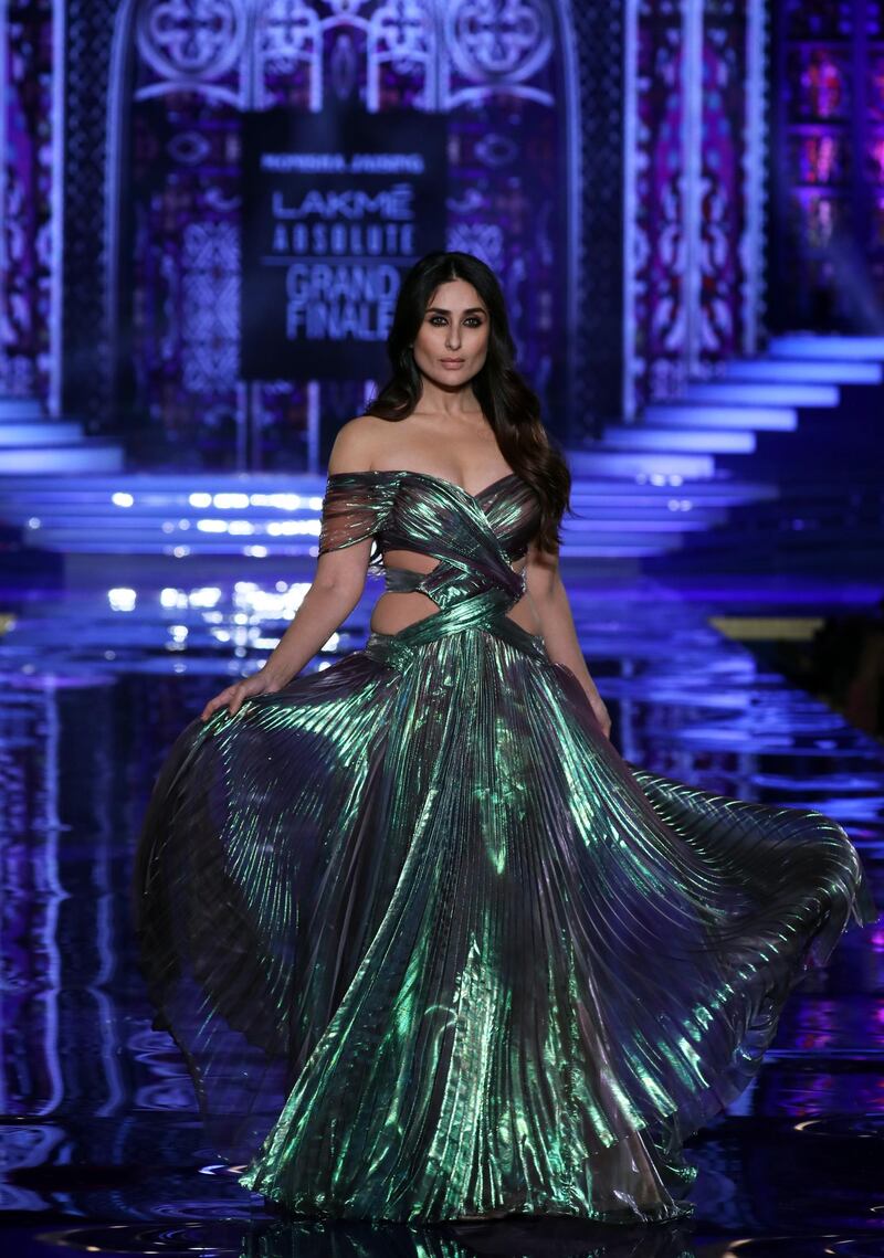 Kareena Kapoor Khan rocked her holographic green gown. EPA