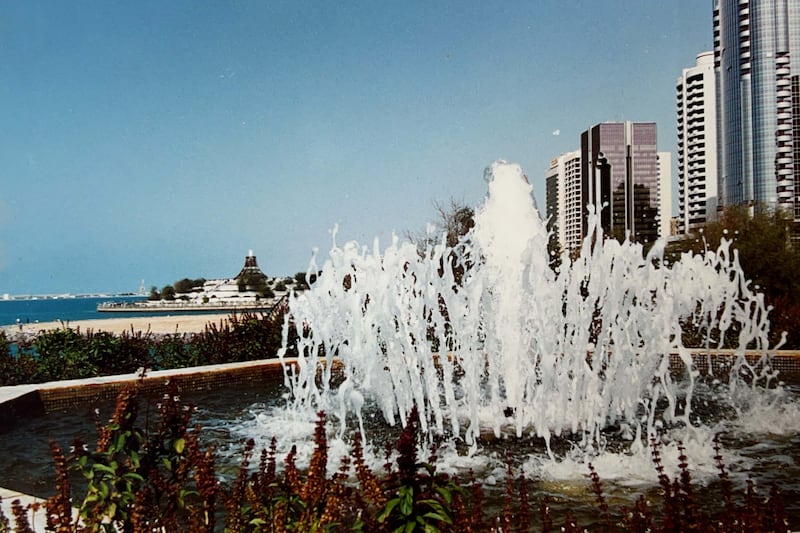 Abu Dhabi Corniche in the early 1990s. Photo: Michael Oakes 