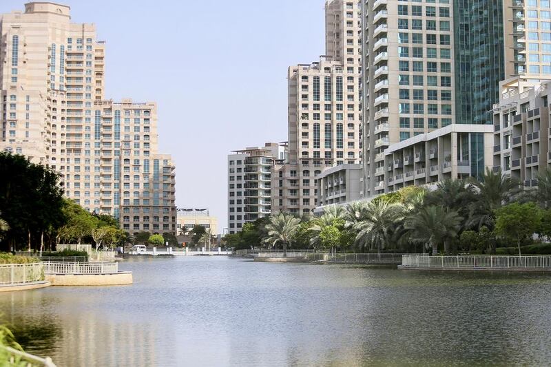 The Greens mid to high-end apartments: 1BR - Dh95,000 average rental rate, up 14.5% year-on-year. 2BR - Dh143,000 average rental rate, down 3.4% year-on-year. 3BR - Dh175,000 average rental rate, up 1.2% year-on-year. Sarah Dea / The National