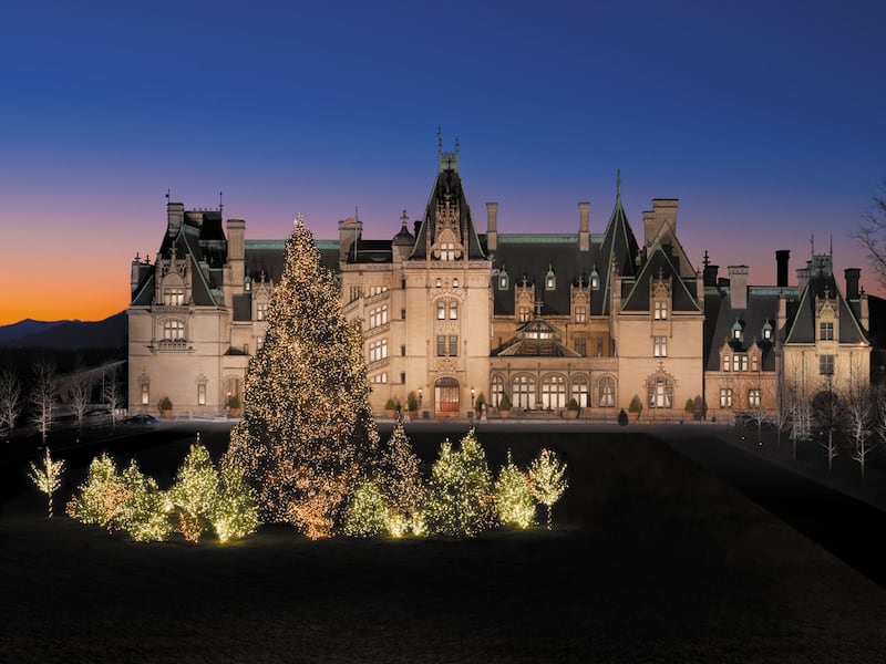 For Christmas, the front lawn trees and shrubbery are bathed in over 70,000 white lights creating a breathtaking entrance as you wind your way down the estate’s long drive.