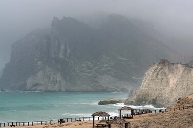 SALALAH. 16th July 2009. The Dhofar Mountains shrouded in mist at the Al Mughsayl blowholes, west of Salalah, Oman. Stephen Lock / The National . FOR TRAVEL. *** Local Caption *** SL-salalah-074.jpg