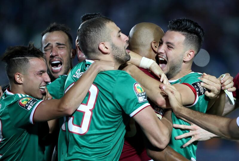 Soccer Football - Africa Cup of Nations 2019 - Quarter Final - Ivory Coast v Algeria - Suez Stadium, Suez, Egypt - July 11, 2019  Algeria players celebrate after the match                 REUTERS/Suhaib Salem