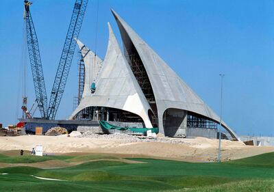 Construction at the golf club before its January 1993 opening. Photo: Godwin Austen Johnson