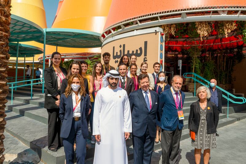 Sheikh Hamdan bin Mohammed poses for a picture outside Spain's pavilion at Expo 2020 Dubai. Photo: Dubai Media Office