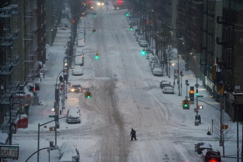 Snow falls during a Nor'easter storm amid the coronavirus disease (COVID-19) pandemic in New York City, New York, U.S. REUTERS