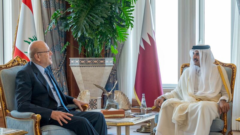 Qatari Emir Sheikh Tamim meets Lebanese caretaker Prime Minister Najib Mikati. Via Reuters