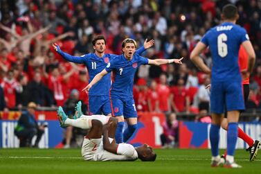 Soccer Football - International Friendly - England v Switzerland - Wembley Stadium, London, Britain - March 26, 2022  England's Conor Gallagher and Mason Mount react REUTERS / Dylan Martinez