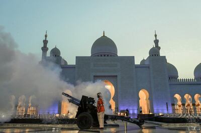 Abu Dhabi, United Arab Emirates, May 6, 2019.    First day of Ramadan at the Sheikh Zayed Grand Mosque. --  A canon is fired to end the fast.
Victor Besa/The National
Section:  NA
Reporter: