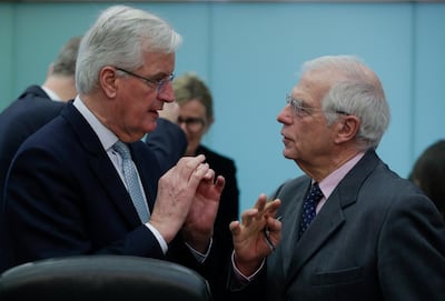 epa08174676 European Union chief Brexit negotiator Michel Barnier (L) and High Representative of the EU for Foreign Affairs and Security Policy Josep Borrell attend the weekly college meeting of the European Commission in Brussels, Belgium, 29 January 2020.  EPA/STEPHANIE LECOCQ