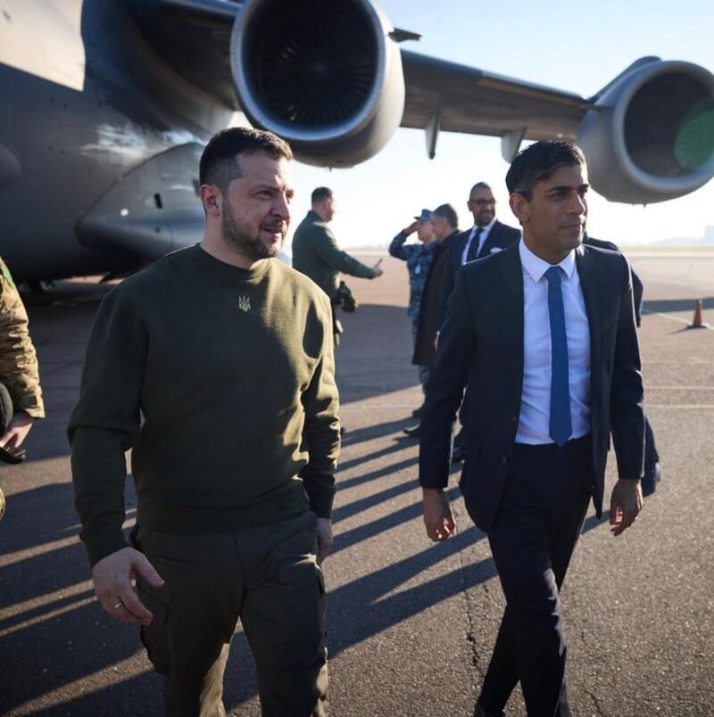 The two leaders on the runway at Stansted Airport. Photo: Volodymyr Zelenskyy / Instagram