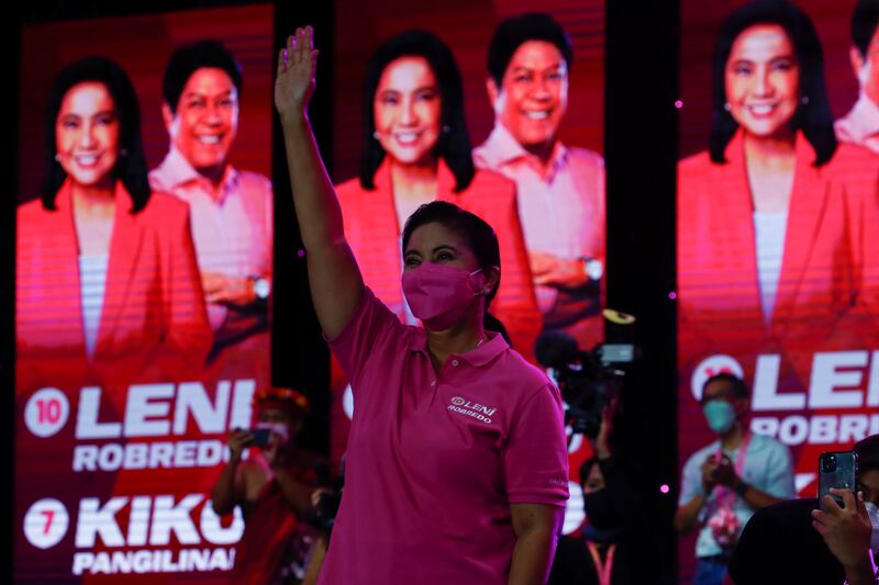 Philippine presidential hopeful Leni Robredo is campaigning with senator Kiko Pangilinan as her running mate. EPA