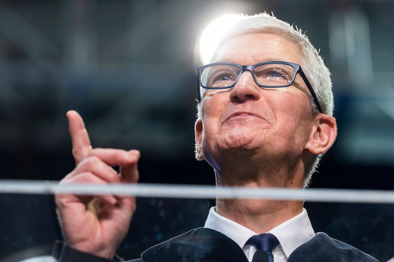 Apple CEO Tim Cook gives the commencement speech at Gallaudet University in Washington. EPA