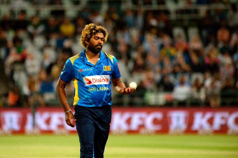 Sri Lanka's Lasith Malinga gets ready to bowl during the final Super Over at the end of the T20 cricket match between South Africa and Sri Lanka at Newlands Stadium in Cape Town on March 19, 2019.  / AFP / RODGER BOSCH
