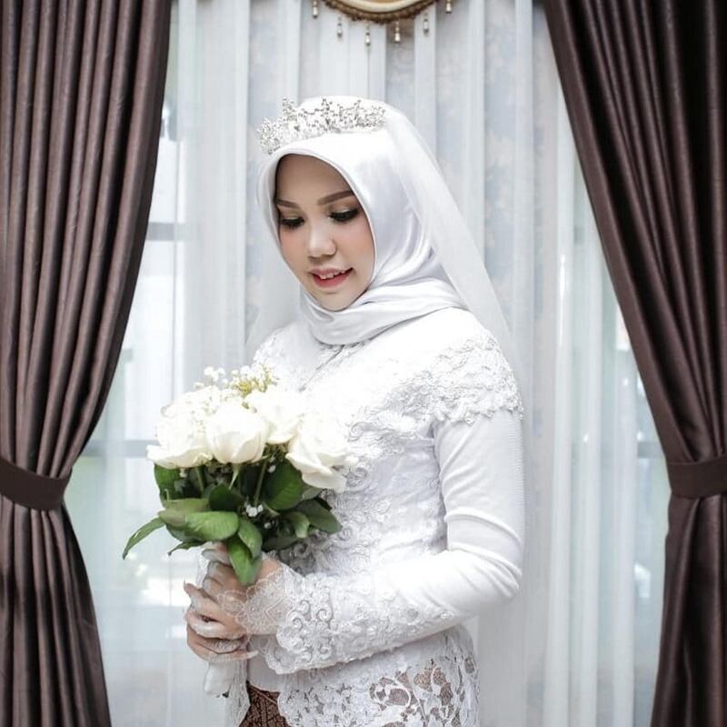 Intan Syari, who was due to marry Rio Nanda Pratama - a casualty in the Lion Air crash on the 29th of October.