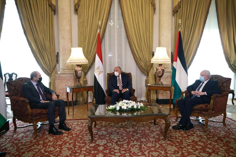 Egyptian Foreign Minister Sameh Shoukry (C) meets with, Palestinian Foreign Minister Riyad al-Maliki (R) and  Jordan's Foreign Affairs Minister Ayman Safadi  (L) before the 155th ordinary session at the Arab League headquarters in Cairo, Egypt. EPA
