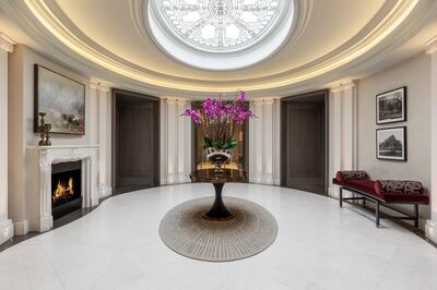 The lobby at No.1 Grosvenor Square is a replica of the Oval Office in the White House. Photo: Lodha UK