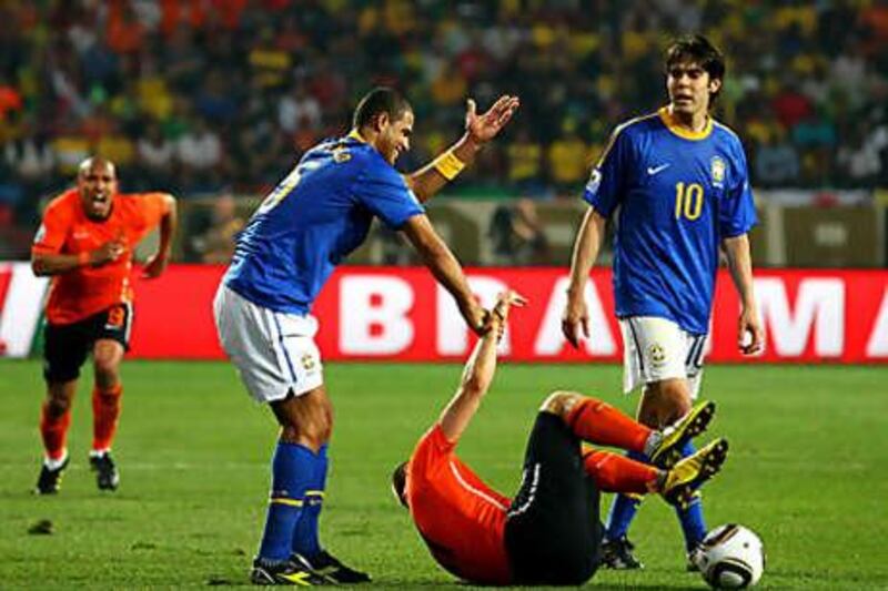 Felipe Melo's foul on Arjen Robben earned the Brazilian a red card, after he had scored an own goal, contributing to Holland's win.