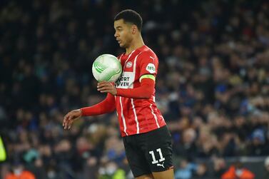 PSV's Cody Gakpo stops the ball during the Europa Conference League, round of 8, first leg soccer match between Leicester City and PSV at King Power Stadium in Leicester, England, Thursday, April 7, 2022.  (AP Photo / Rui Vieira)