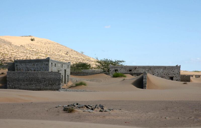 Encroaching desert sands have left little evidence that Wadi al-Murr ever existed, but former inhabitants, while resigned to its destruction, are trying to preserve its memory. AFP