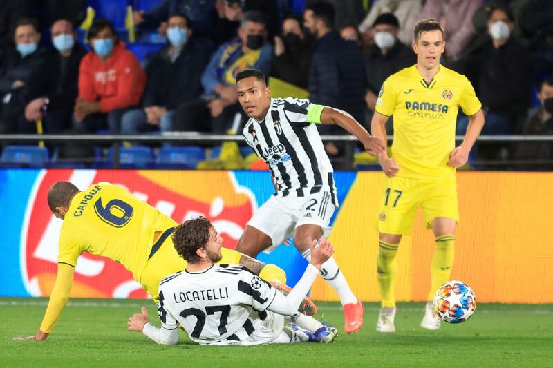 Alex Sandro – 6. Quiet first half but played his part in Juve’s stubborn defence. Subbed off for Leonardo Bonucci at the start of the second half, a statement of Juventus’ intent to not lose their lead. EPA 