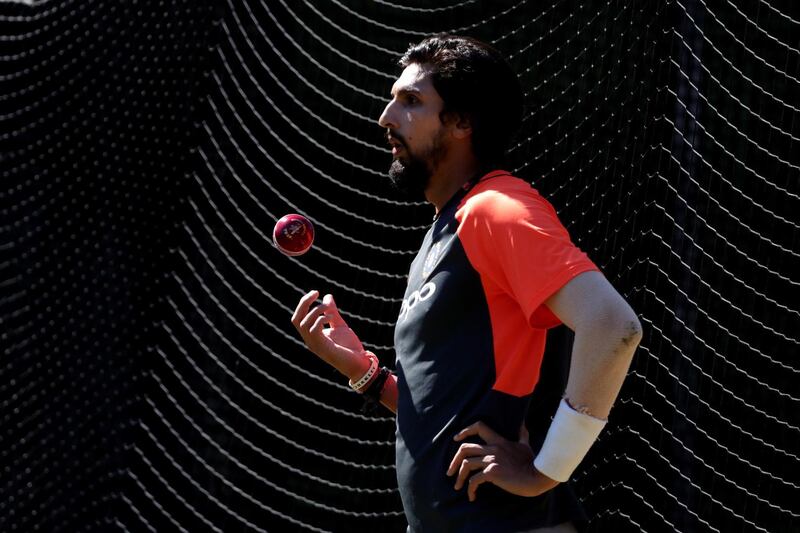 epa07246158 Ishant Sharma of the Indian Cricket team warms up in the MCG nets during a Boxing Day Test training session in Melbourne, Australia, 23 December 2018.  EPA/MARK DADSWELL  AUSTRALIA AND NEW ZEALAND OUT