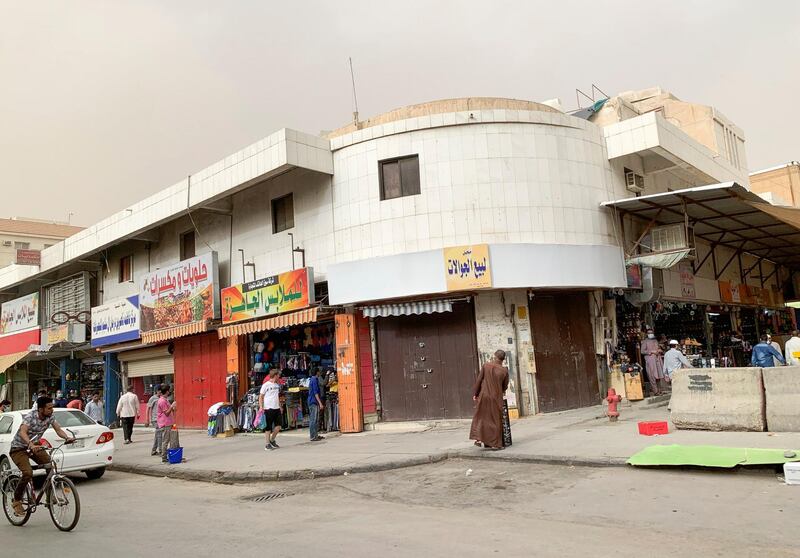 Shops and open-air markets are seen packed with people at southern Batha market after the Saudi government eased a curfew in Riyadh. Reuters