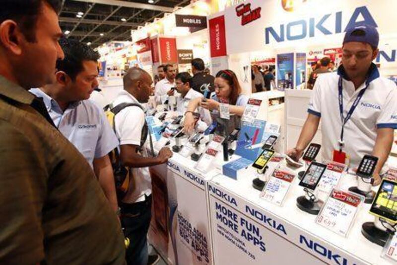 The most popular handset in the UAE is Nokia's humble 1280/1282, with a 3.9 per cent share of the market. Satish Kumar / The National