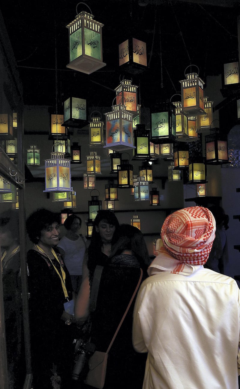 Dubai, March 20, 2018: Visitors at the Sikka Art fair at Al Fahidi Historical District in Dubai. Satish Kumar for the National