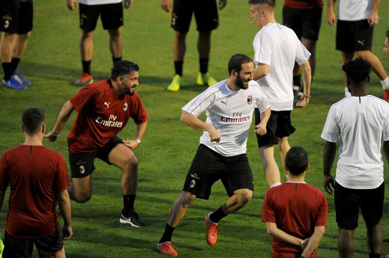 Gattuso and Gonzalo Higuan during the training session.