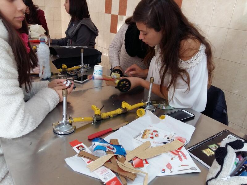 Kids will get the opportunity to participate in the Junk DIY Robots workshop at The District at du Forum on Yas Island. Courtesy Junkbot 