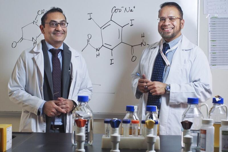 Dr Iltaf Shah, left, and Dr Salman Ashraf, scientists and professors at UAEU in Al Ain, have been researching kidney function using a less invasive method. They are hoping their research results will be available in clinics soon. Delores Johnson / The National