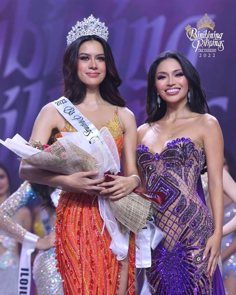 Miss Grand International 2021 and 2022, Samantha Panlilio, right, and Roberta Angela Tamondong.