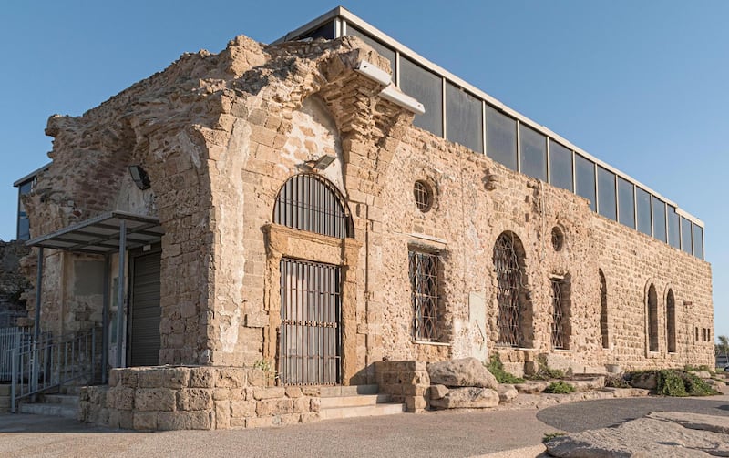 2A3EP89 beit etzel museum is built on the ruins of an ancient ottoman period sandstone building near the beach in Tel Aviv Israel. Alamy