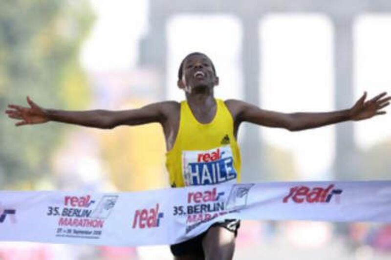 Ethiopia's Haile Gebrselassie crosses the finishing line to win the Berlin Marathon
