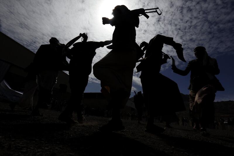 epaselect epa06648463 Pro-Houthis Yemenis perform traditional dance during a rally against the Saudi-led military operations in Yemen, in Sana'a, Yemen, 05 April 2018. According to reports, the Saudi-led military coalition intensified airstrikes against several positions across Yemen a day after the coalition shot down a missile allegedly fired by the Houthis targeting storage facilities of Saudi oil giant Aramco.  EPA/YAHYA ARHAB