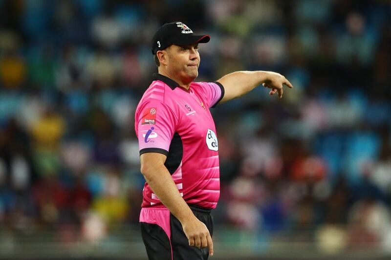 Jacques Kallis of Libra Legends arranges his fielders during the opening match of the Oxigen Masters Champions League 2016 between Libra Legends and Gemini Arabians on January 28, 2016 in Dubai, United Arab Emirates. Francois Nel/Getty Images