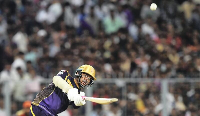 Kolkata Knight Riders cricketer Sunil Narine plays a shot during the 2018 Indian Premier League(IPL) Twenty20 second Qualifier cricket match between Kolkata Knight Riders and Sunrisers Hyderabad at The Eden Gardens Cricket Stadium in Kolkata on May 25, 2018.  / AFP PHOTO / Dibyangshu SARKAR / ----IMAGE RESTRICTED TO EDITORIAL USE - STRICTLY NO COMMERCIAL USE----- / GETTYOUT
