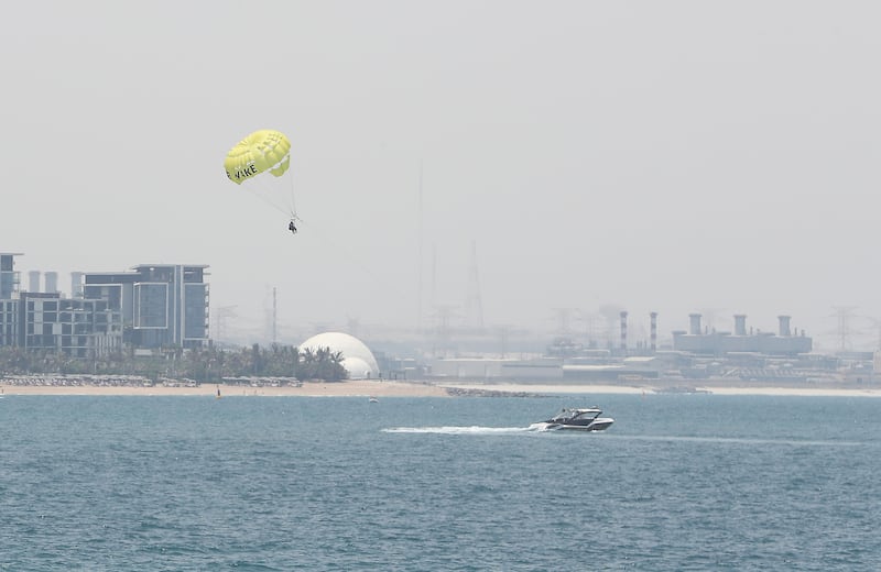 Parasailing is a good way to keep cool in Dubai Marina during the hot and humid spell in Dubai.