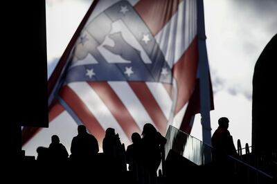 MADRID, SPAIN - DECEMBER 02: A giant Atletico de Madrid flag waves behind the audience before the La Liga match between Club Atletico Madrid and Real Sociedad de Futbol at Estadio Wanda Metropolitano on December 2, 2017 in Madrid, Spain. (Photo by Gonzalo Arroyo Moreno/Getty Images)